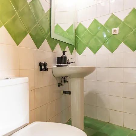 Calido Apartamento En Centro Con Terraza Apartment *