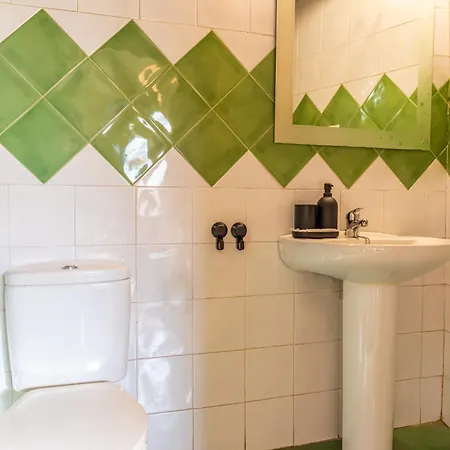 Calido Apartamento En Centro Con Terraza Malaga