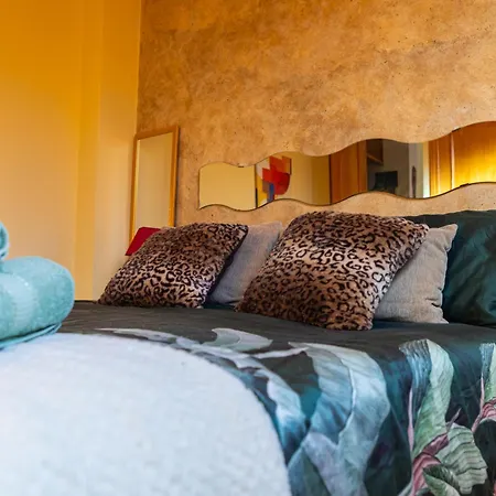 Calido Apartamento En Centro Con Terraza * Malaga