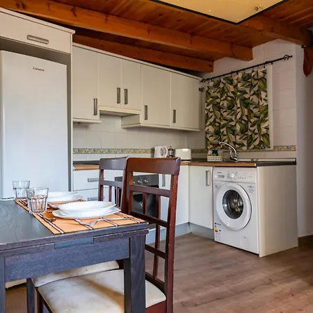 Calido Apartamento En Centro Con Terraza Málaga